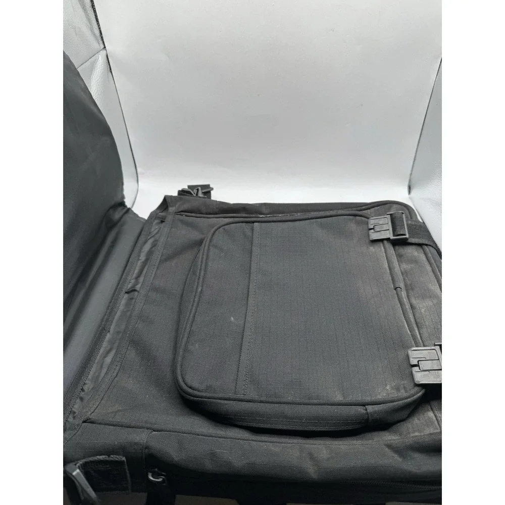 Leed's‎ Black Messenger Bag Satchel Laptop Computer 8500-11